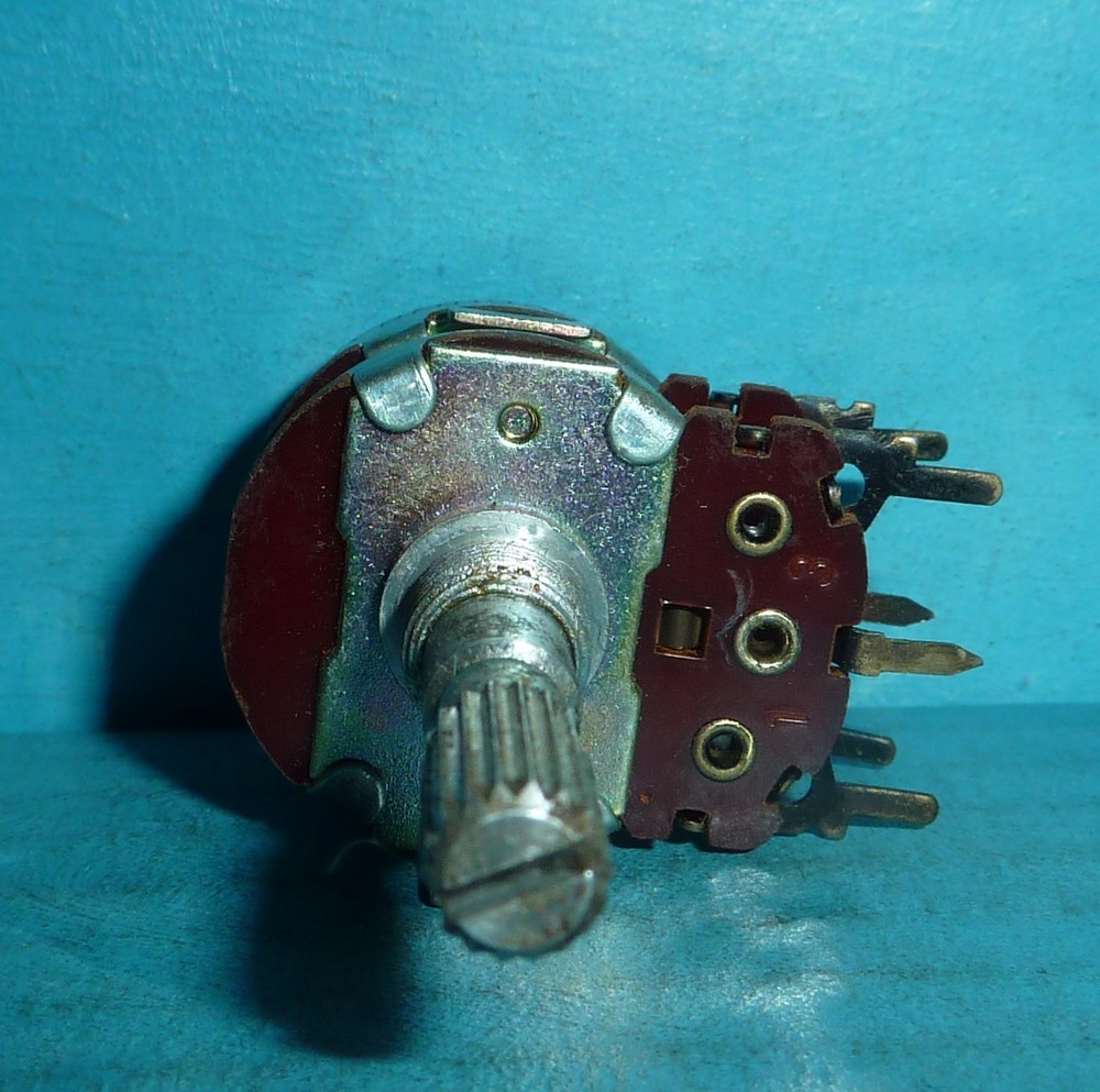 OEM Marantz RM0204001 Potentiometer NOS