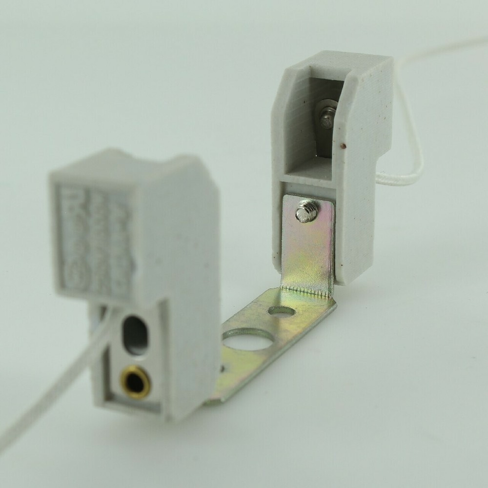 SMALL HALOGEN SOCKET & BRACKET WITH WIRE LEADS NEW 30574J