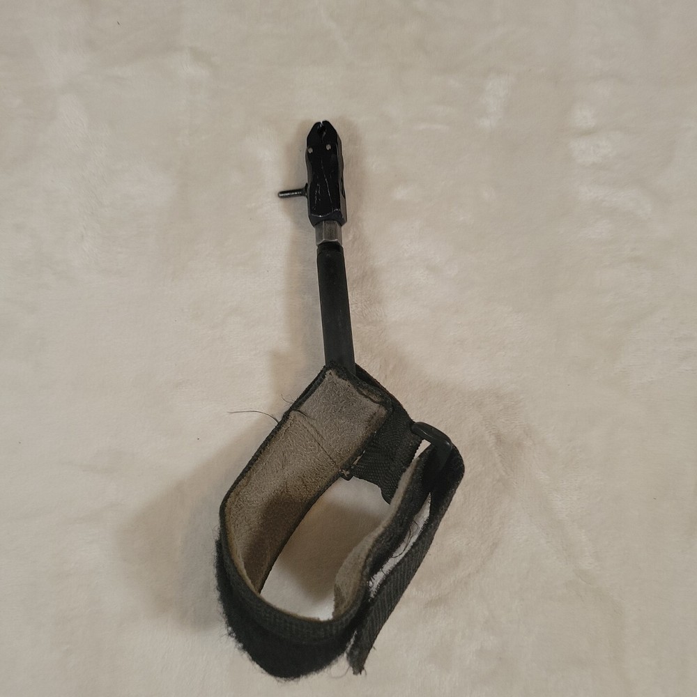 Archery Caliper Release Aid Trigger Wrist Strap Compound Bow Hunting