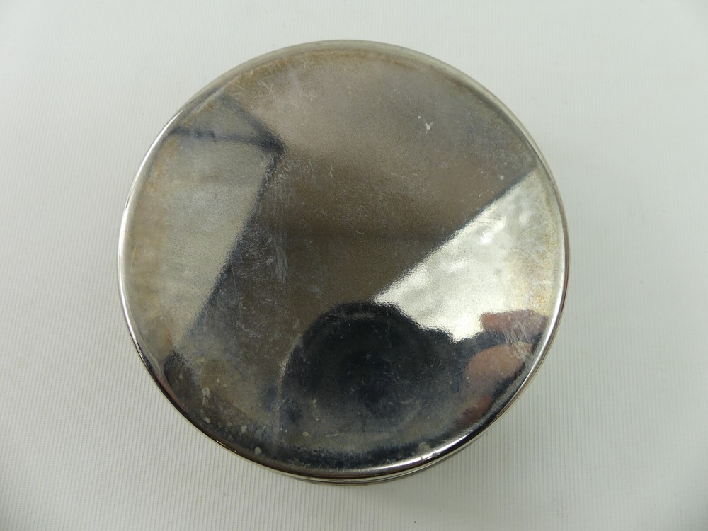 (RefJOH7) Silver plated bottle coaster with plain inner, approx 12.5cm diameter