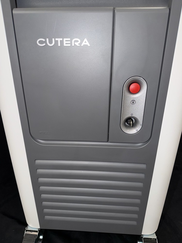 Cutera Enlighten III Laser