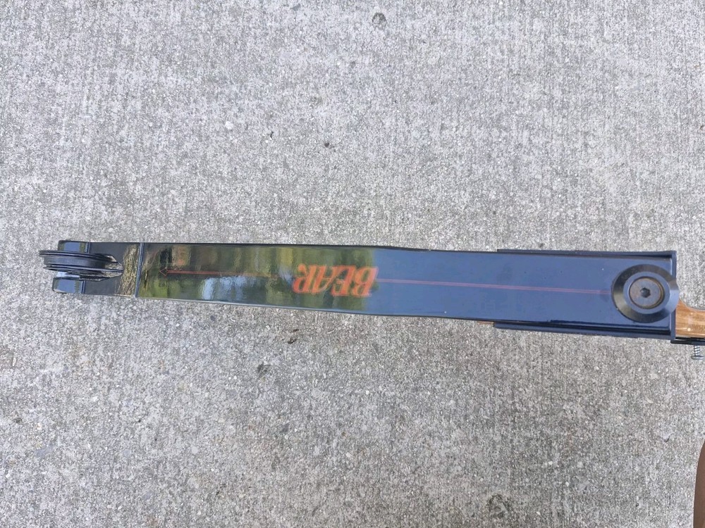Archery Compound Bow Bear Kodiak Magnum Amo Compound String Length 37” RH