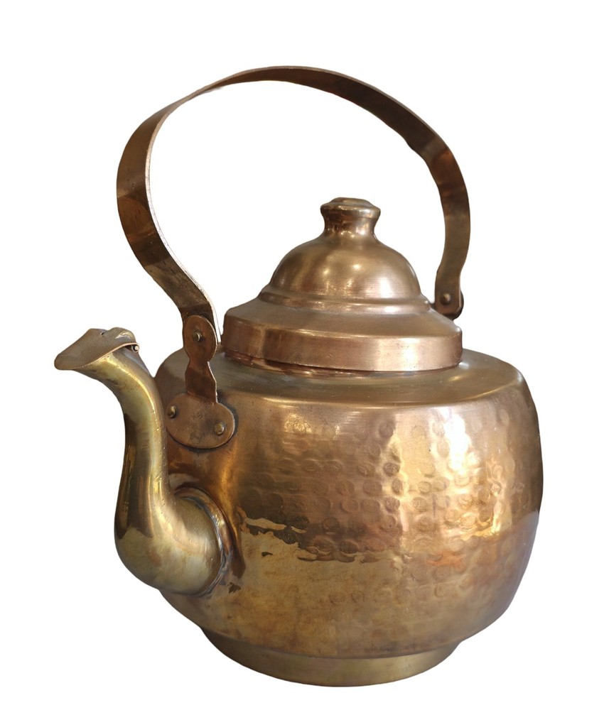 Vtg Hand Hammered Copper Teapot