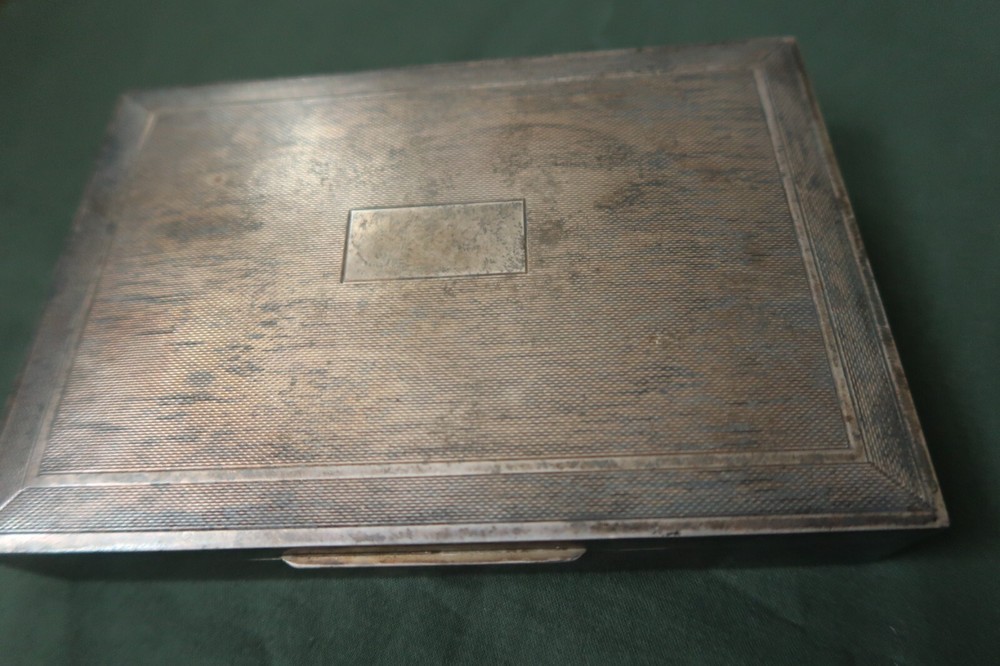 silver cigarette case Robert Pringle & Sons, Birmingham 1964