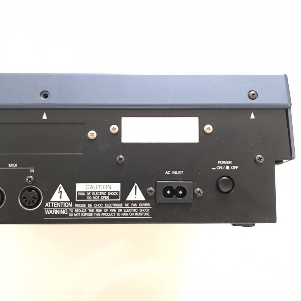 Yamaha SU700 Sampling Sampler Sequencer