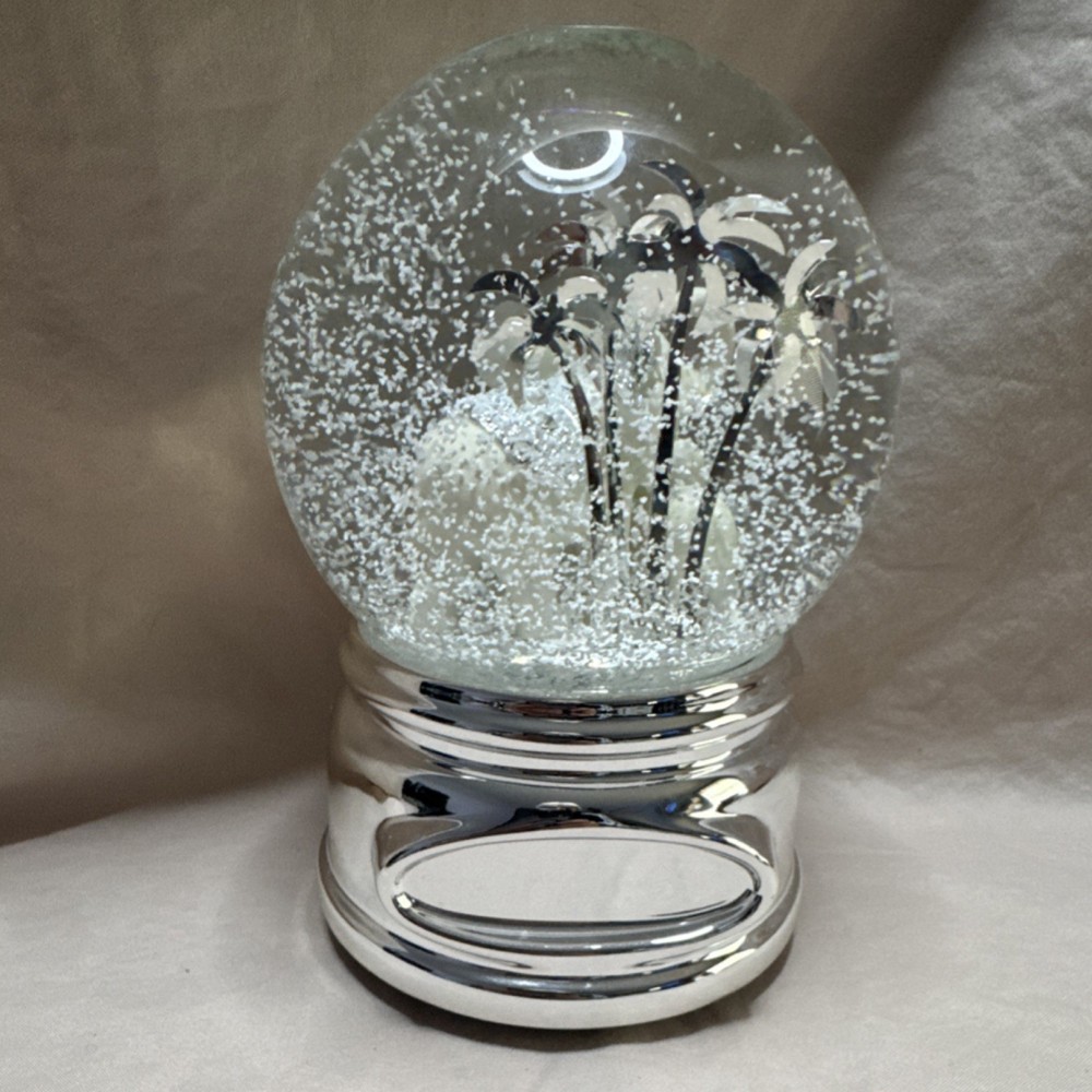 Things Remembered Elephant Musical Snow Globe Silver Base Glitter Animals