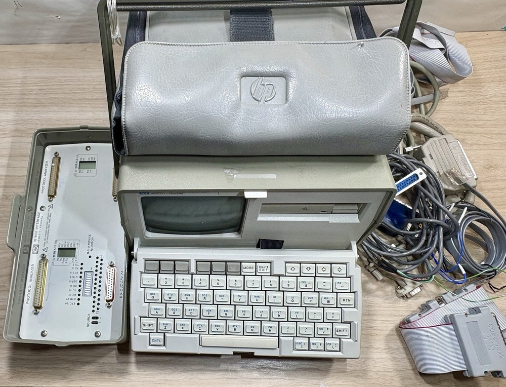 HP 4952A Protocol Analyzer – with 18180A Interface, Cables & Bag. Untested.