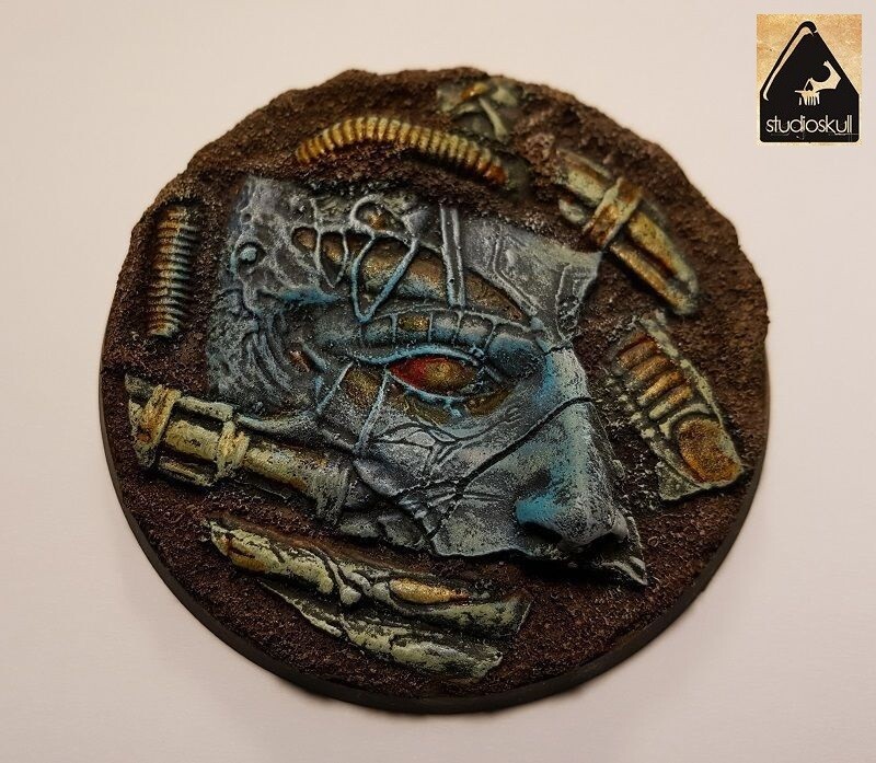 60MM RESIN BASES ELDAR QUEEN AVATAR (C)