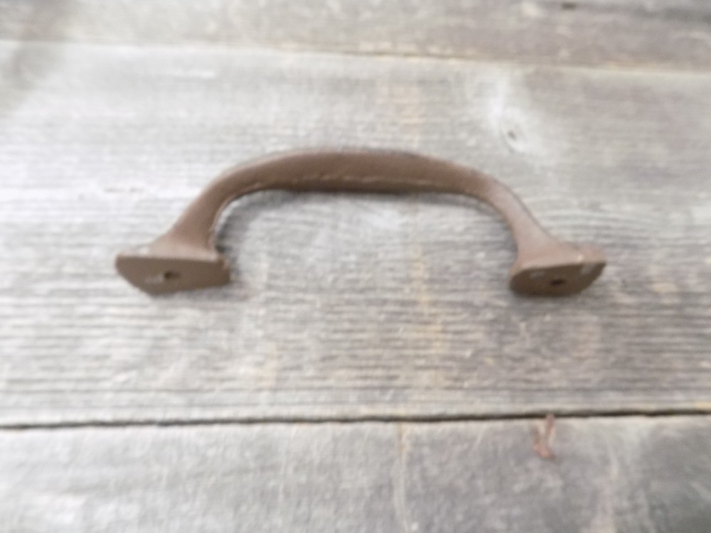 5 CAST IRON HANDLES RUSTIC DRAWER PULLS 5 1/4" LONG W/ SCREWS PULL HANDLE GRASP