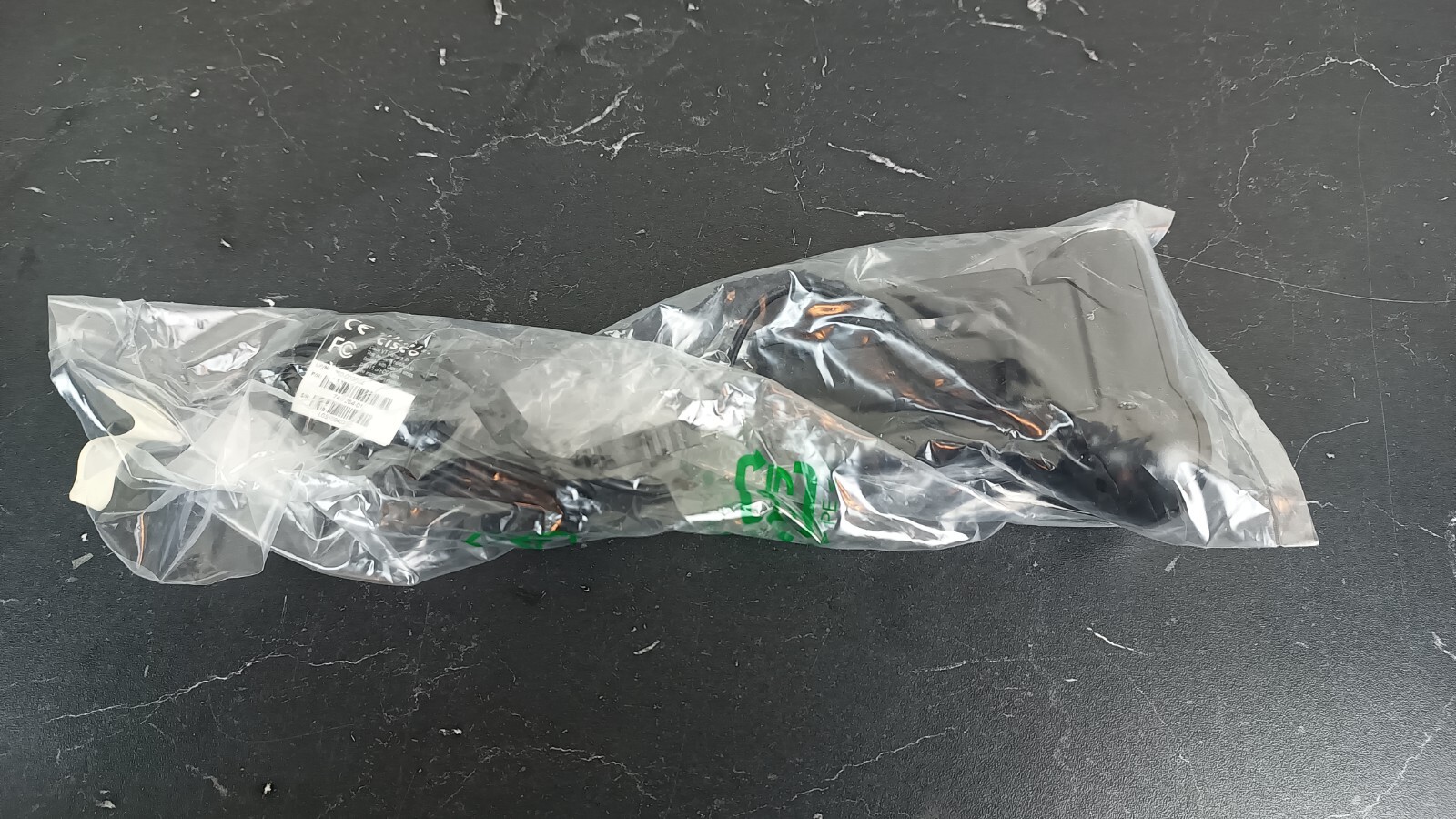 Cisco CUVA-V3 VT Camera III Logitech QuickCam Pro 9000 Webcam 74-7264-01