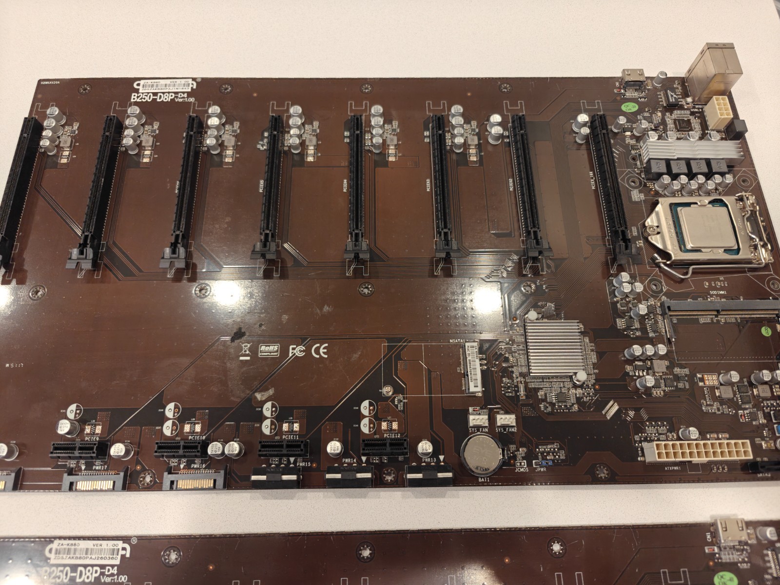 Onda B250 D8P-D4 with CPU