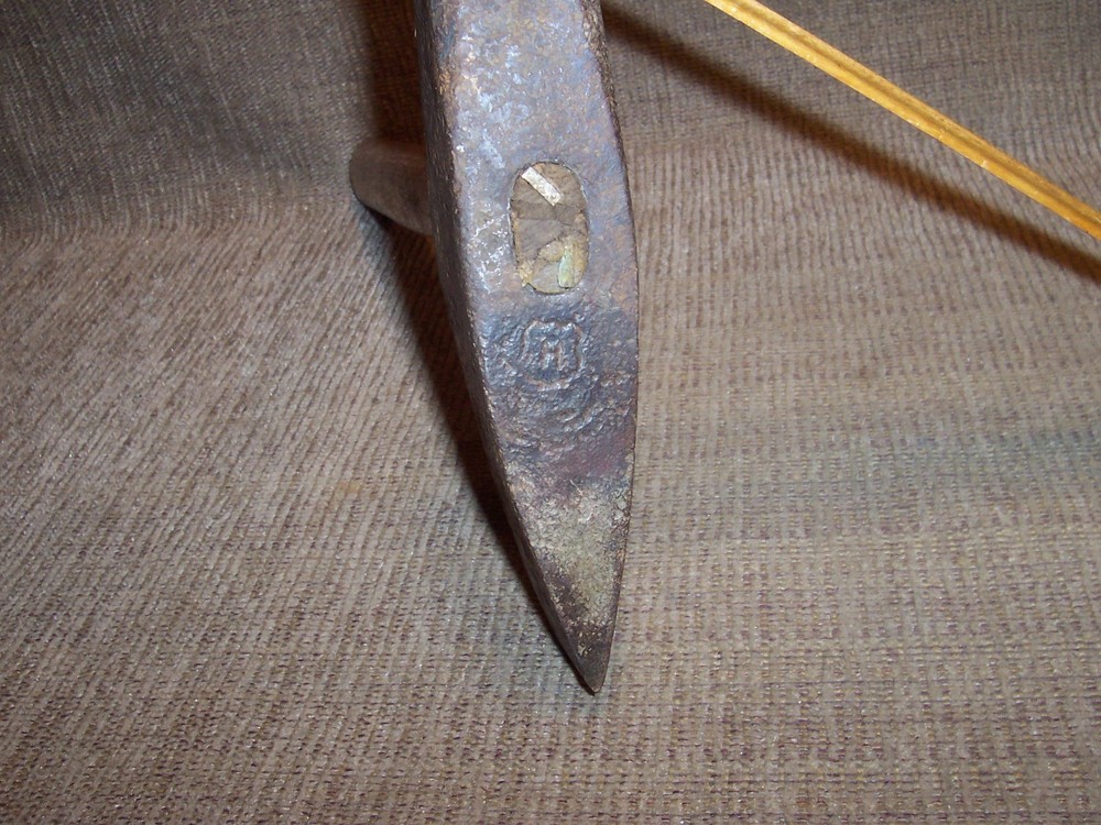 Large Heavy Hubbard Blacksmiths Handled Chisel Antique Forge Anvil Barn Tool