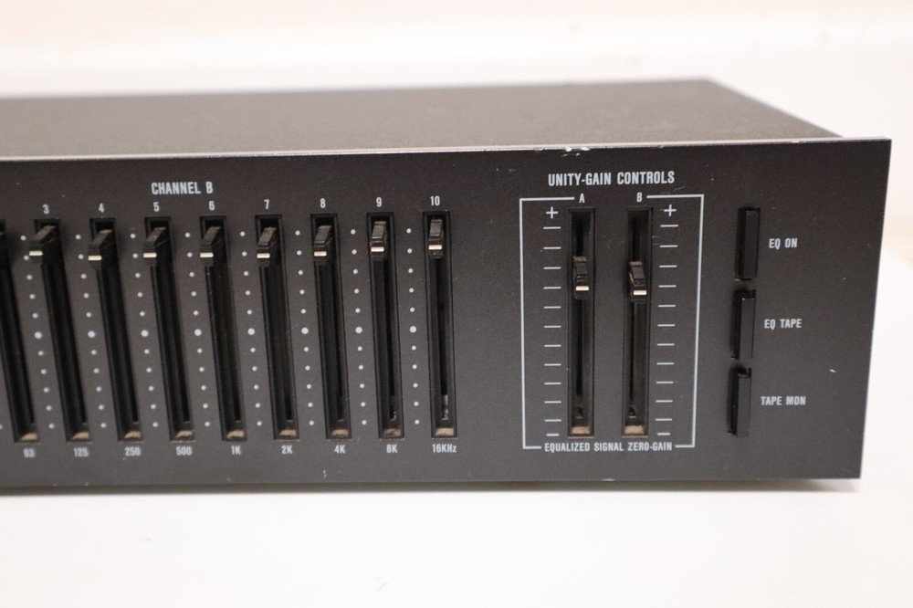 Soundcraftsmen SE550 equalizer - Tested Working