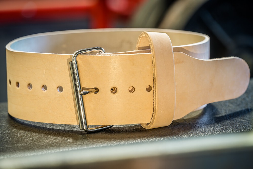 TITAN BASIC 4 inch POWERLIFTING BELT - IPF  USPA Powerlifting