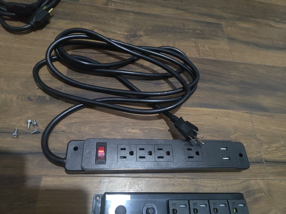 Mac tools tech Tool Box power accessorys American Power Panel And Draw