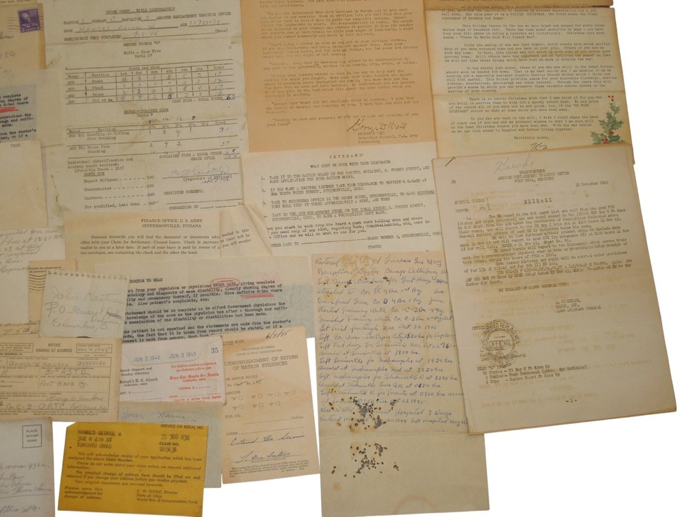 Lot WWII US Army Armored Soldier Documents Papers Patch A11