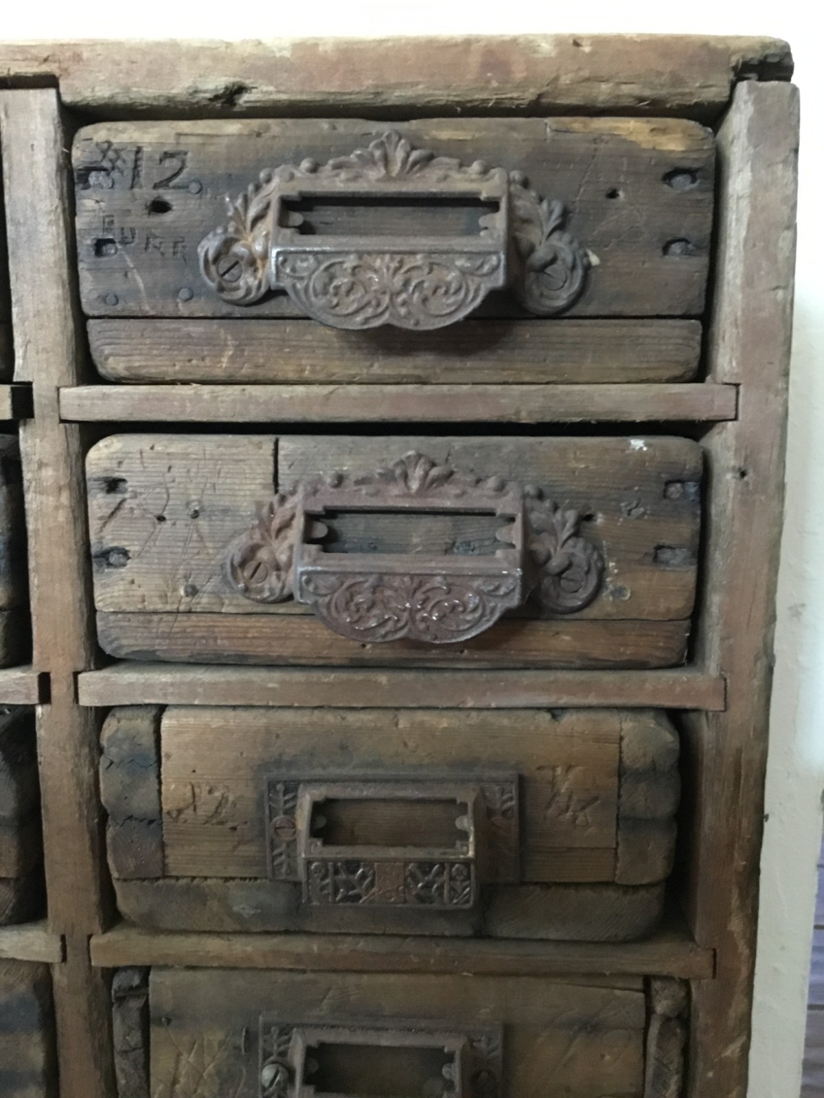 ANTIQUE APOTHECARY / HARDWARE STORE 14 DRAWER WOODEN CABINET "LOOK"