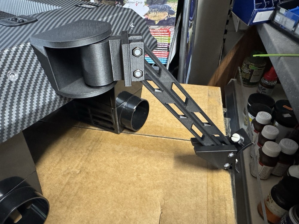 Saber Hydro Deeper Boat Mount
