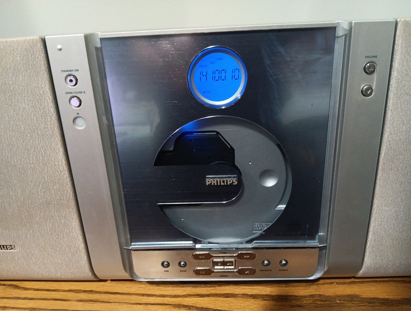 Philips Micro System MC235/37 CD Player AM/FM Radio Stereo, Tested Working