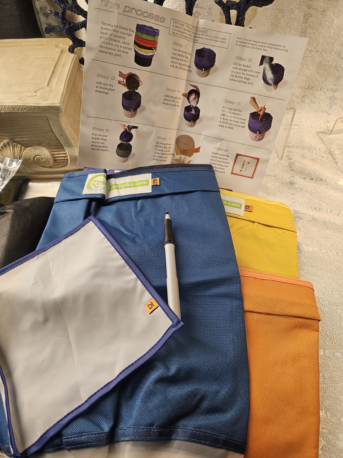 Zen Hydro Bubble 4 Extraction Bags With Square Pressing Screen Larger Not Sure