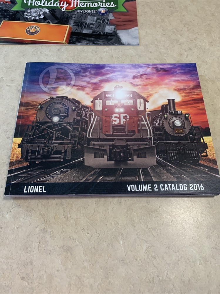 2016 LIONEL TRAIN 6 Catalog Lot Great Condition