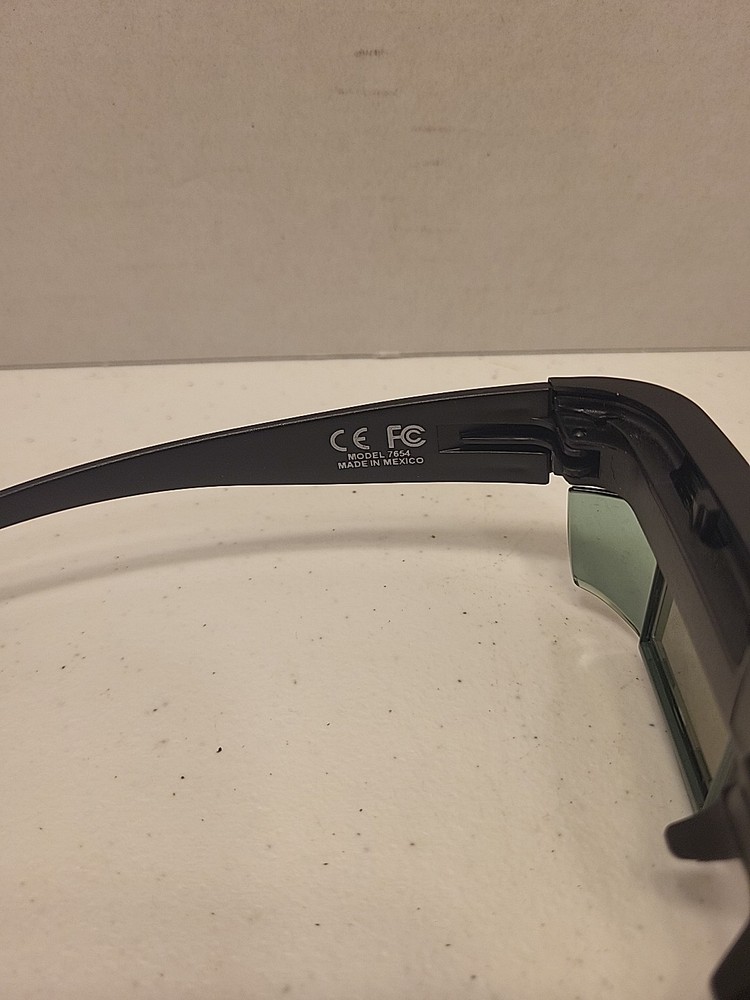 Elsa Revelator IR LCD 3D Shutter Glasses Model 7654, Computer