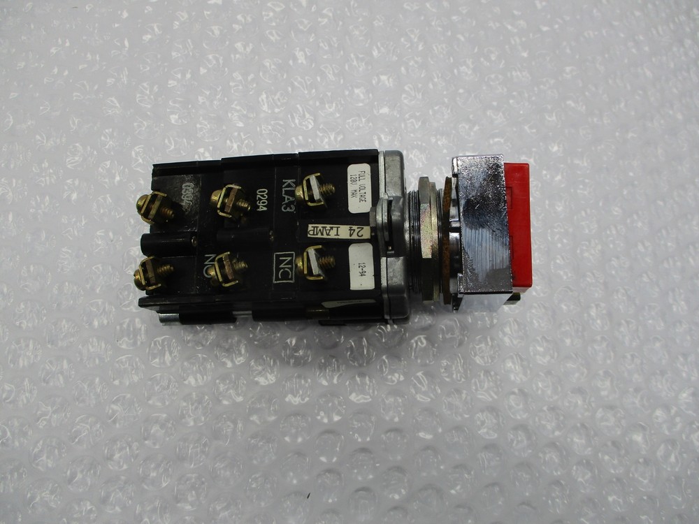 CUTLER HAMMER KLA3 PUSHBUTTON RED NSNP