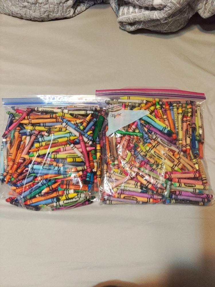 CRAYONS