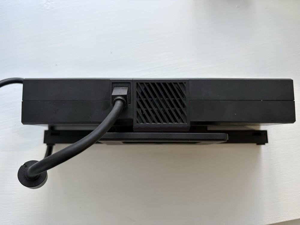 Microsoft Xbox One Kinect Sensor Bar Black, Model 1595