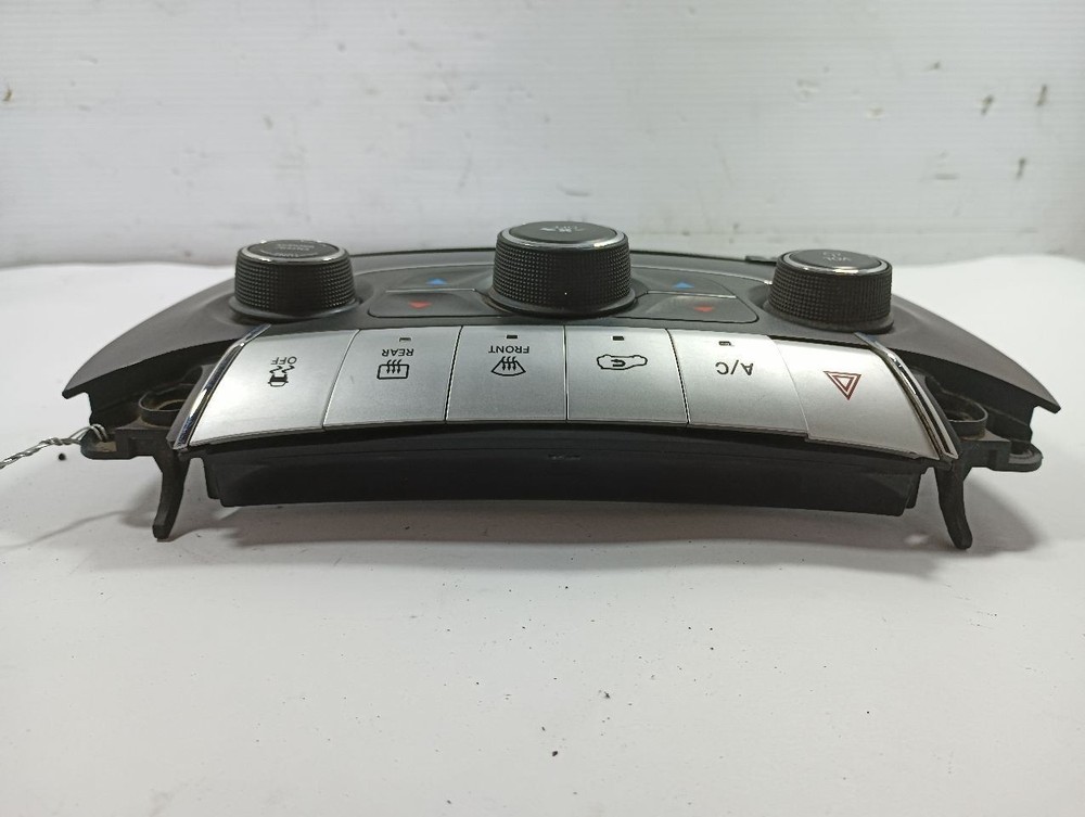 Dash Temperature Control from 2011 Dodge Journey 9810299