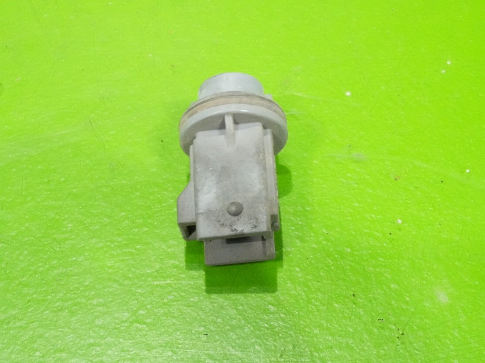 92-96 Prelude OEM front corner light bulb socket plug mount left OR right