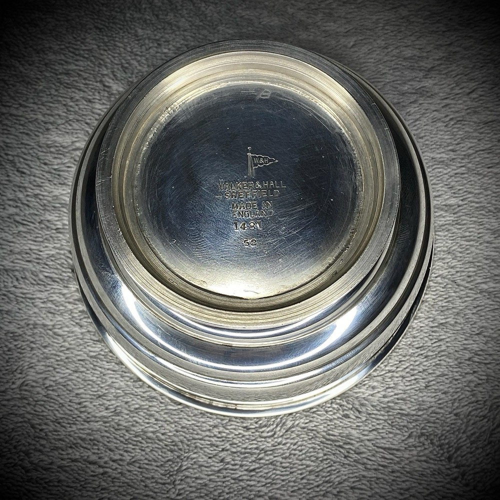 Walker & Hall Silver Plated Bowl & Spoon Set Gilt Interior Boxed