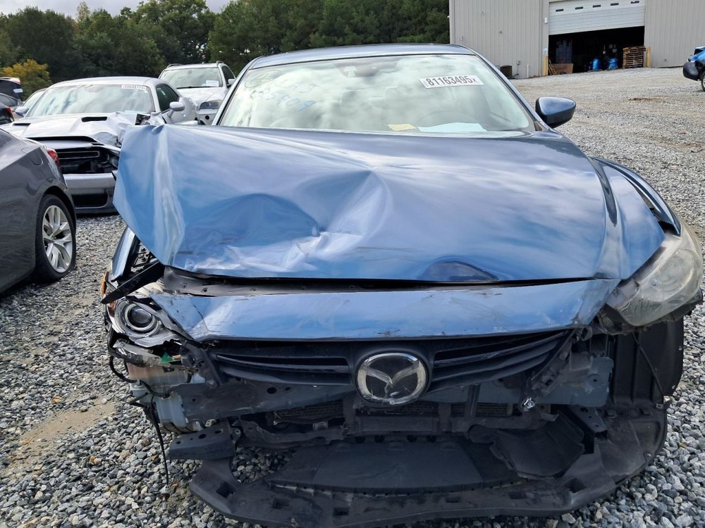 6 2014 Glove Box 4848079