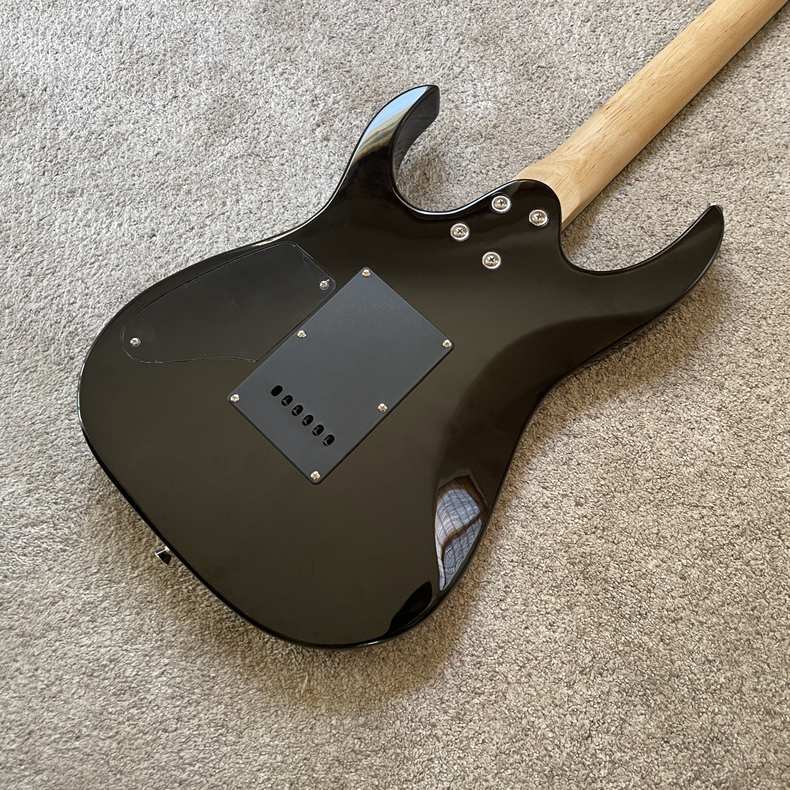 Full-Size Purple Electric Guitar and 5-Watt Amp Starter Package with Accessories