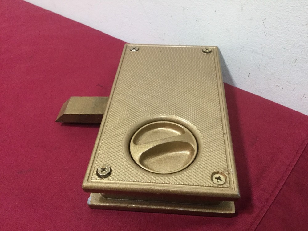 Marks Hardware Swinging Gate Lock - Locksmith