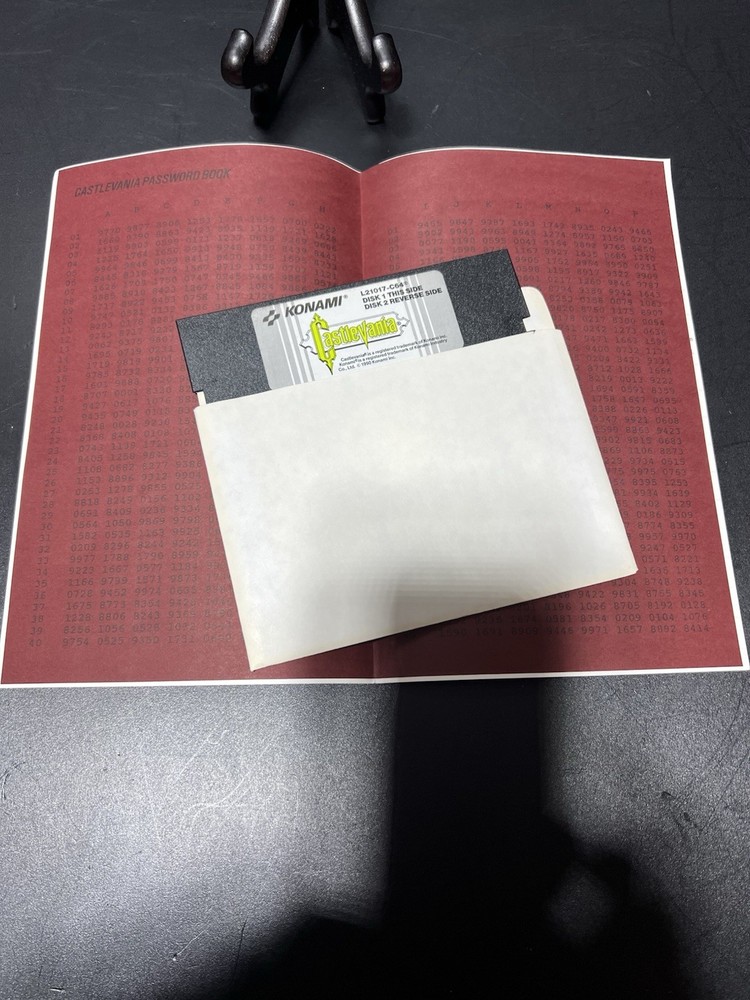 Castlevania (Commodore 64) RARE 1990 Konami Disk & Manual with Password Codes