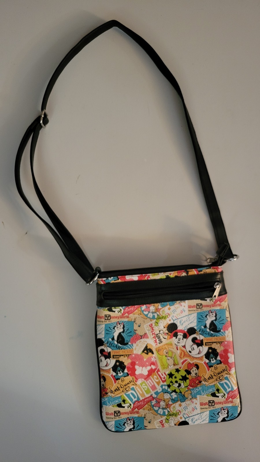 Disney Parks NWOT Retro Classic Disney Movies Characters Crossbody Bag