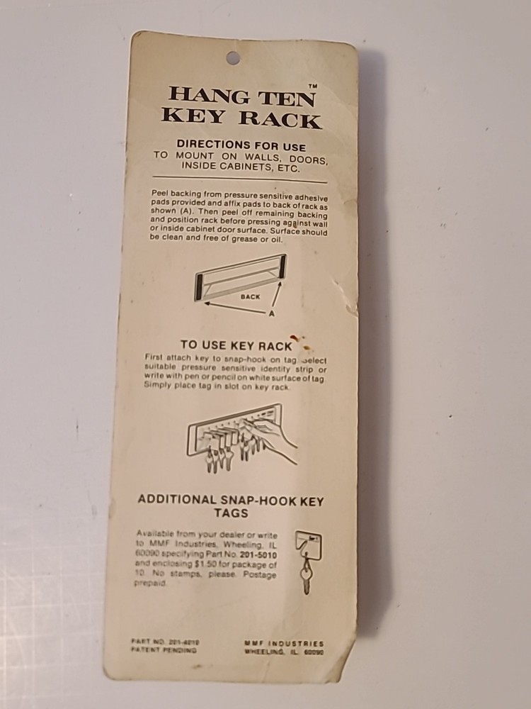 Vintage 70s 80s Snap Hook Key Rack Hang 10