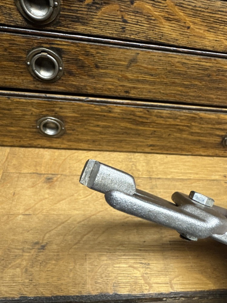 Mac Tools Axle Stud Cone Pliers ASP7077P