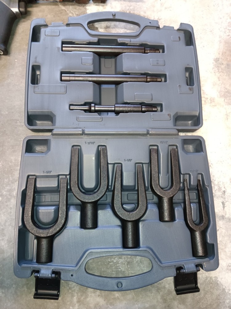Snap On Air hammer With 5 Pc. Pickle Fork Set