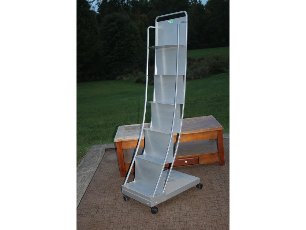 All Metal Store Display Rack on Wheels