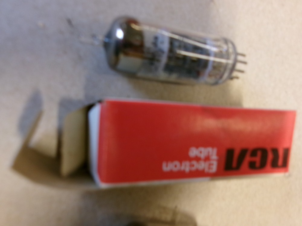 OEM VINTAGE ELECTRONIC TUBE RCA 6KR8