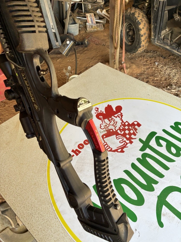 Barnett Recruit Recurve Crossbow with Scope