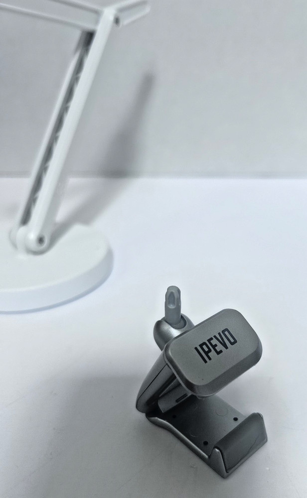 IPEVO P2V USB Doc Camera – Easy Setup, Great Quality 2MP, Autofocus & Macro