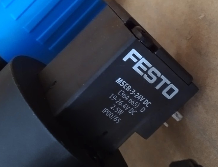 Festo LFR-D-7-Mini J443 Filter Regulator Service Unit See Description
