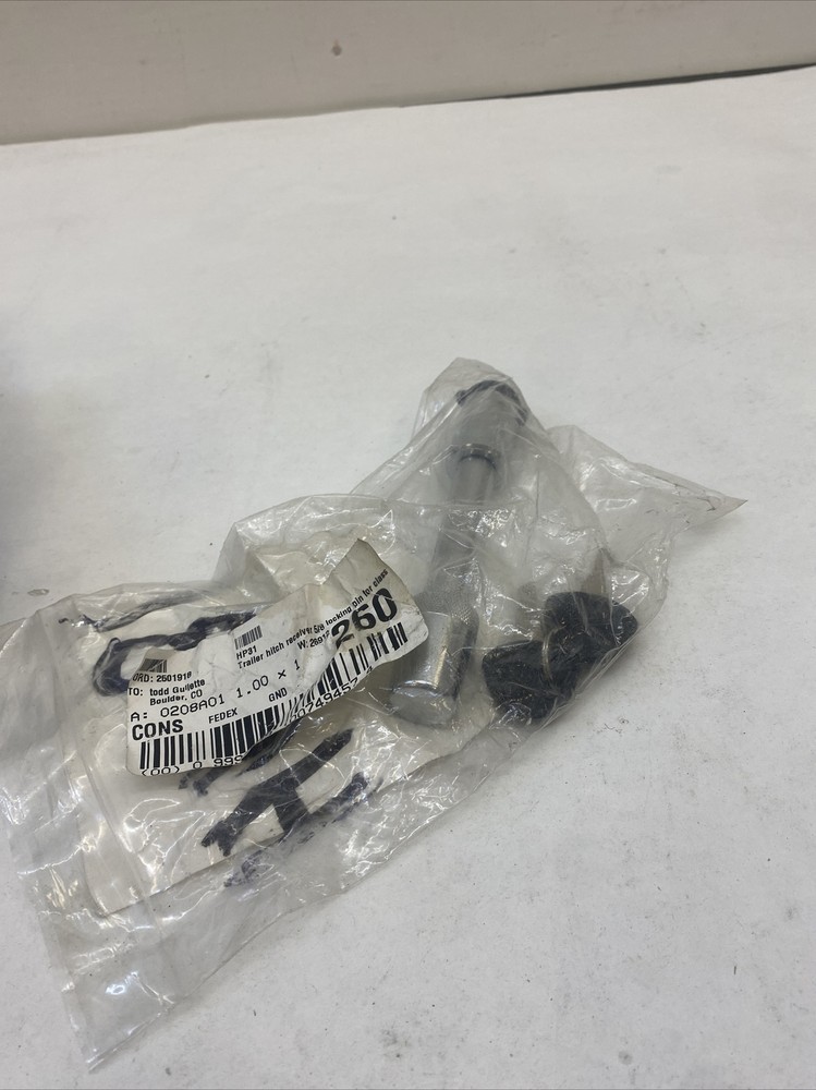 5/8" x 2.75" Key Locking Trailer Hitch Pin for 2" Receivers