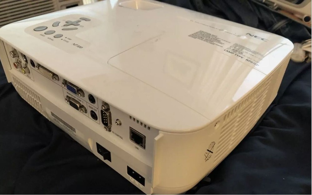 NEC NP300 LCD Projector - Tested & Working