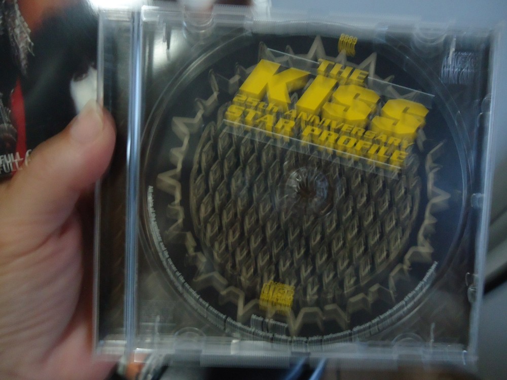 Kiss 25th Anniversary Star Profile audio documentary CD w/100-page picture book