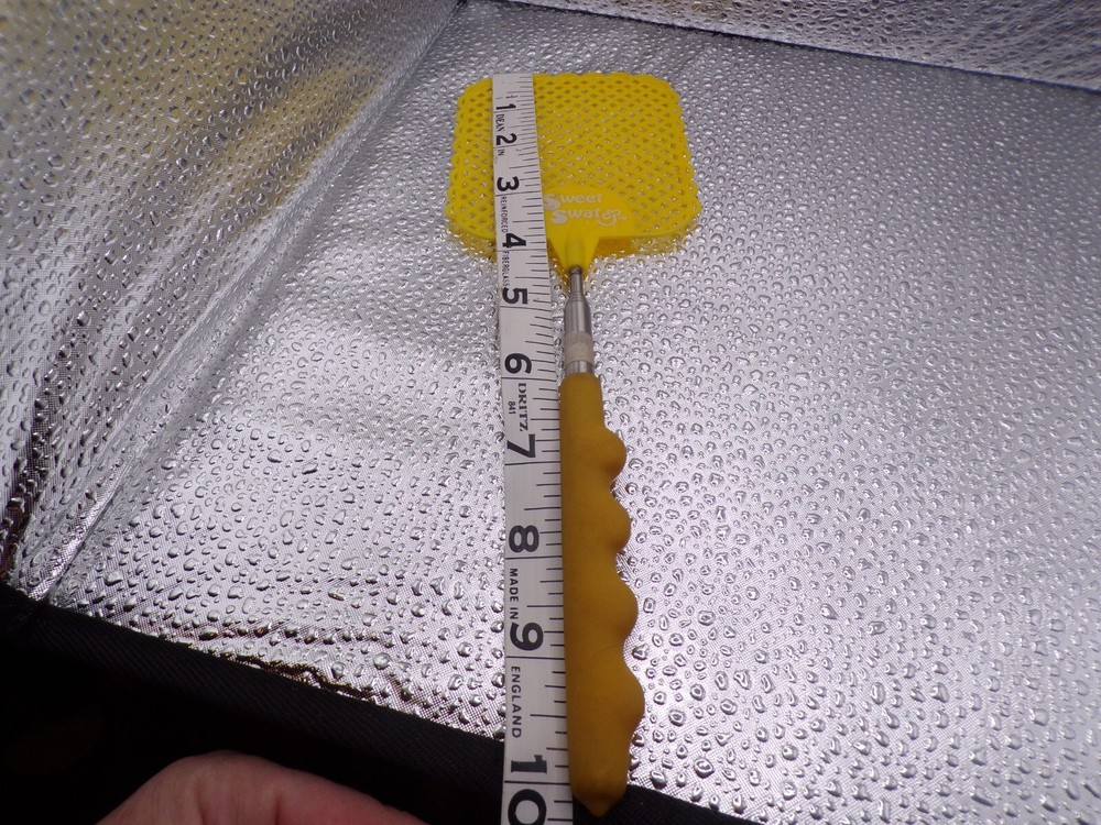 VTG Extendable Fly Swatter