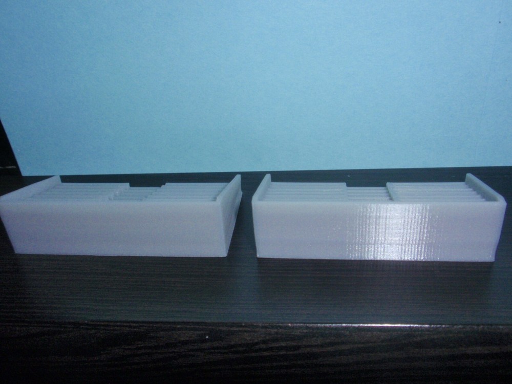 N Scale Bleachers 2 Pack - Style #2 (Deeper) - Gray